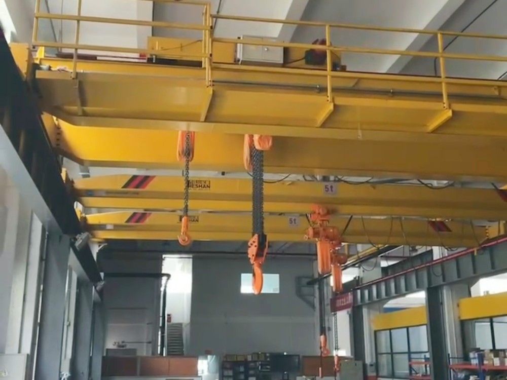 連云港起重機(jī)，橋式起重機(jī)、通用專用起重機(jī)、天車、吊機(jī)、桁吊