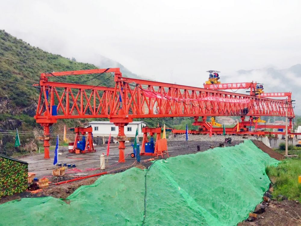 湖南湘西架橋機(jī)廠家、架橋機(jī)生產(chǎn)制造、租賃回收、安裝維修
