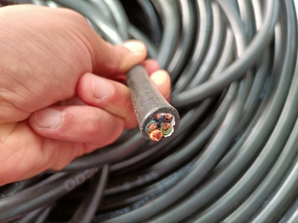 起重機(jī)動(dòng)力電纜線、多股多芯扁形/圓形橡膠護(hù)套電纜線