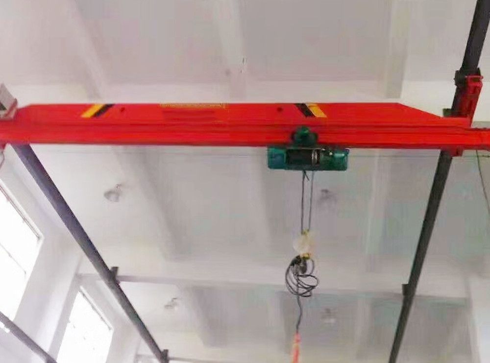 LX型電動(dòng)單梁起重機(jī).jpg