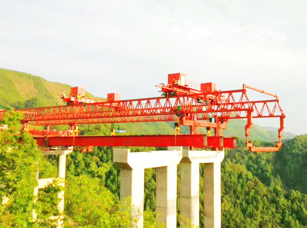 路橋起重機(jī)械架橋機(jī)、公路鐵路架橋機(jī)