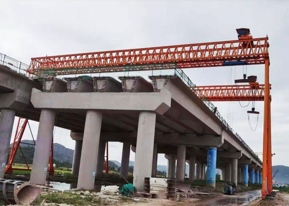 路橋門機(jī)、提梁機(jī)、架橋門式起重機(jī)廠家產(chǎn)地、品牌價格