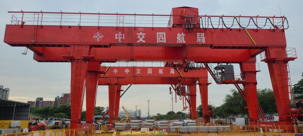 全國(guó)租賃龍門(mén)吊、門(mén)式起重機(jī)、出渣機(jī)出租廠(chǎng)家服務(wù)