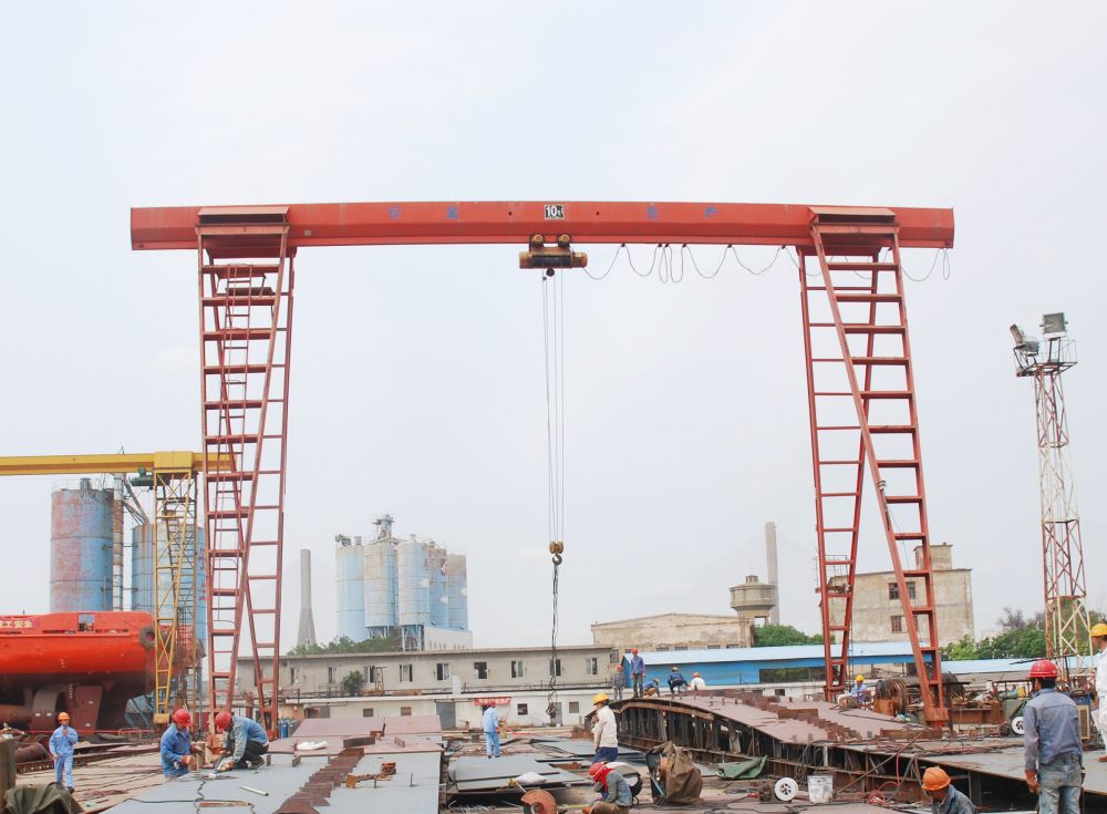 福建龍巖市電動(dòng)單梁門式起重機(jī)、單梁龍門吊廠家銷售服務(wù)